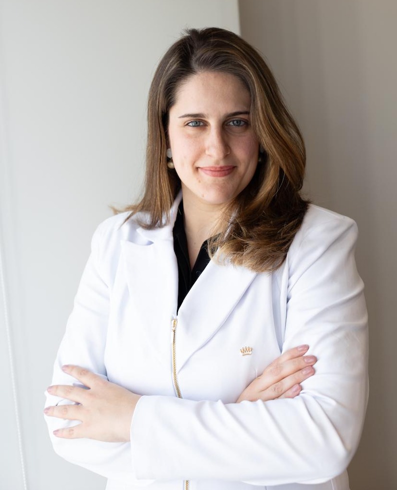 Dra. Eloá Rondi — Endocrinologista Pediátrica